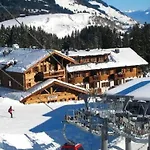 In Kirchberg Near Lift & Sauna דירה