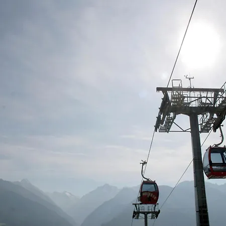 In Kirchberg Near Lift & Sauna Apartament