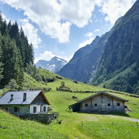In Kirchberg Near Lift & Sauna Апартаменты Холлерсбах (Пинцгау)